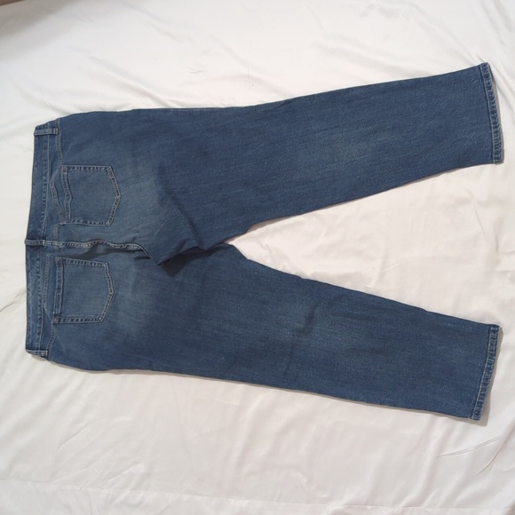 Torrid Perfect Boyfriend Mid-Rise Jean, Color Blue Size 20 - Picture 12 of 16